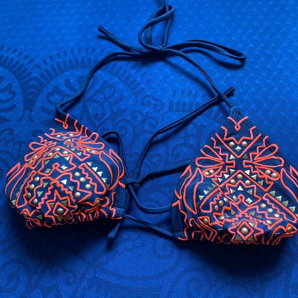 XHILARATION gray and orange bikini top